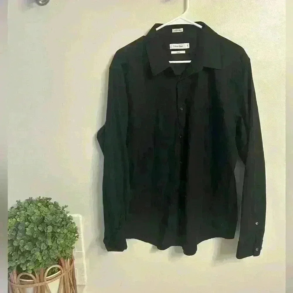 Calvin Klein black dress shirt, men's extra large slim fit